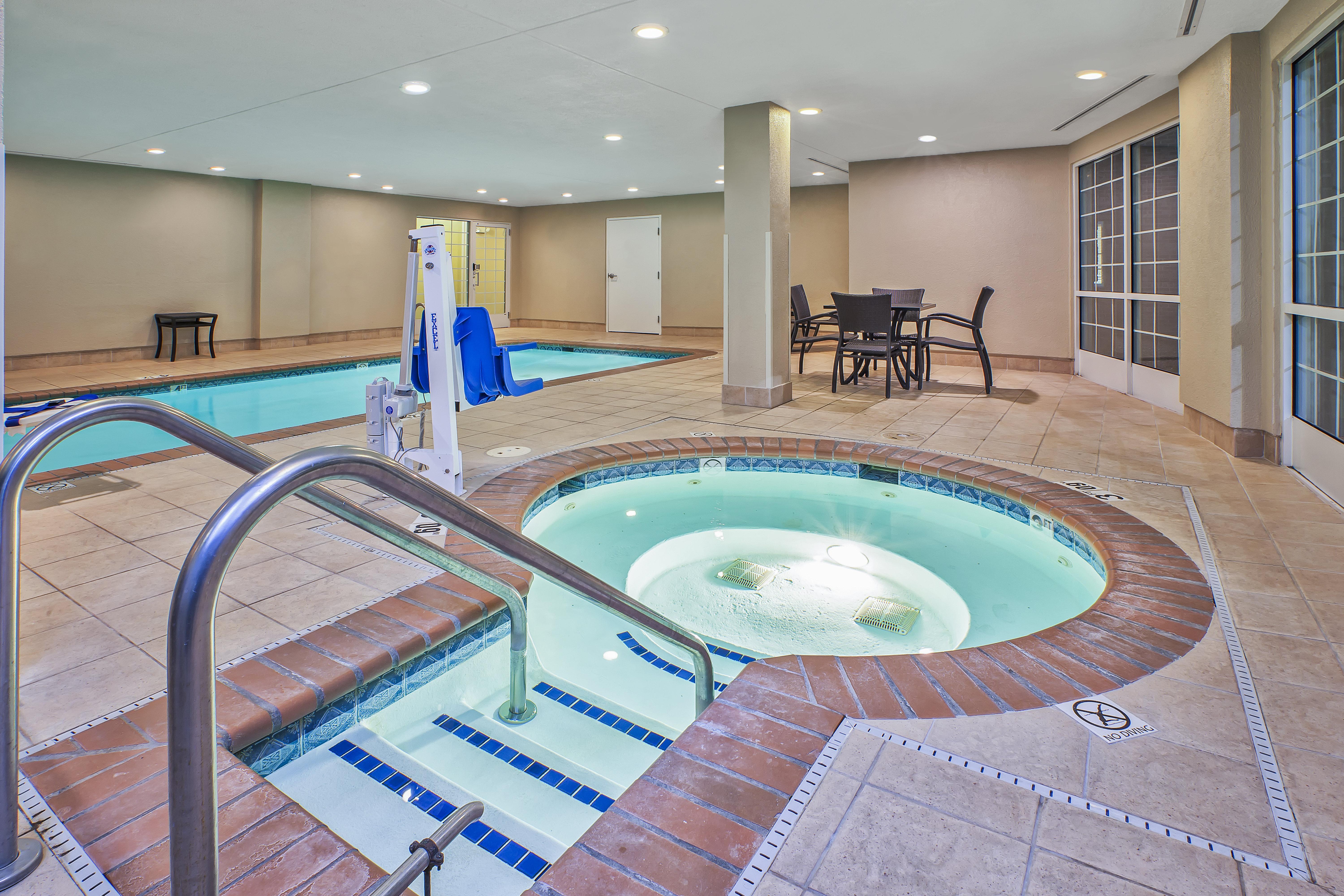 Candlewood Suites Indianapolis Northeast By Ihg Exterior foto