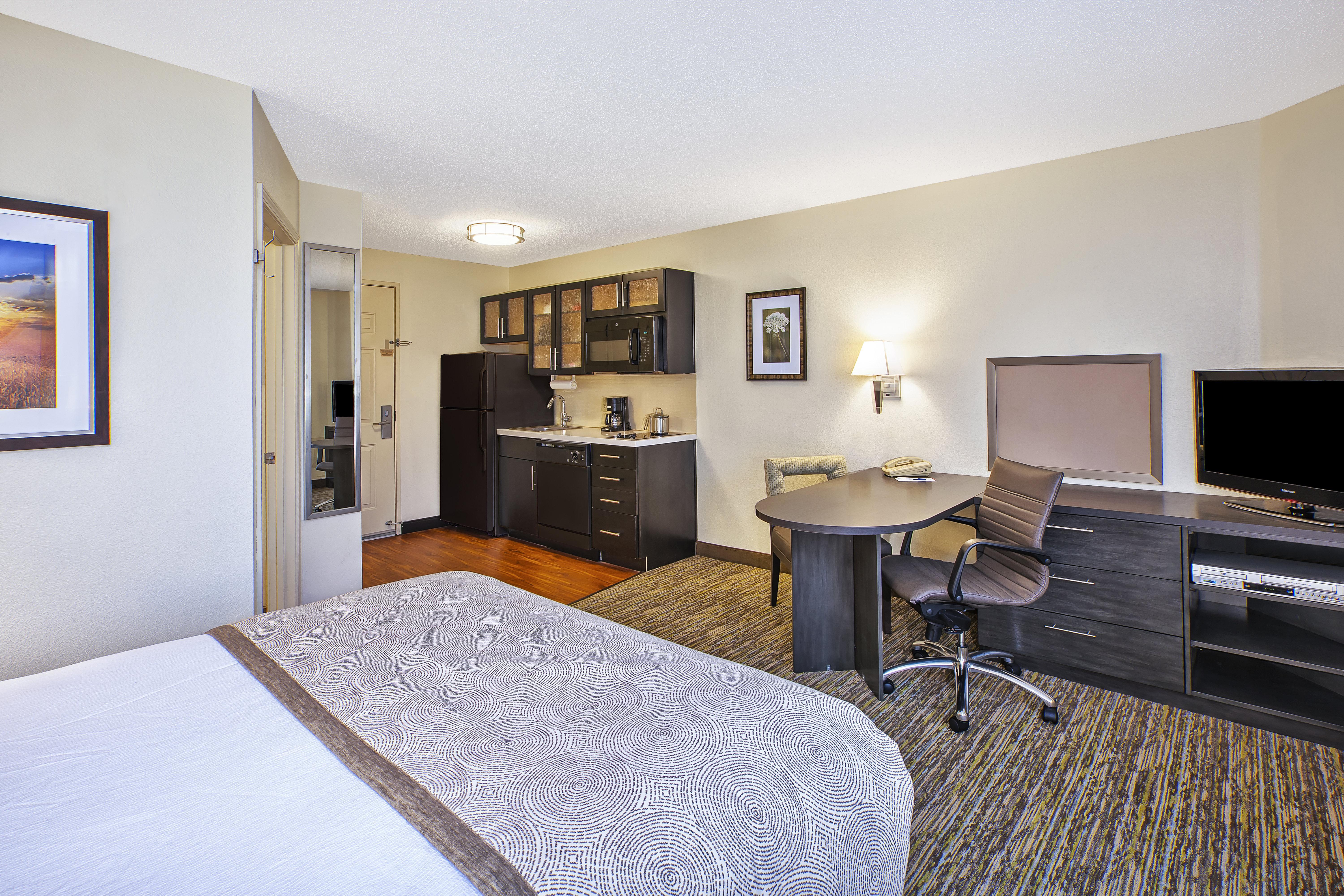 Candlewood Suites Indianapolis Northeast By Ihg Exterior foto